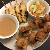 Royal Thai Cuisine food