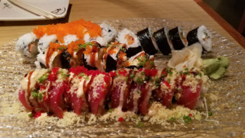 Oishi Steakhouse Sushi food