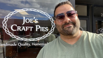 Joe's Craft Pies food