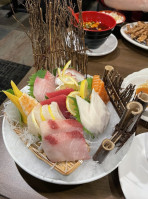 Ken Ken Sushi Asian Cuisine food