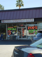 Pop's Country Cafe outside