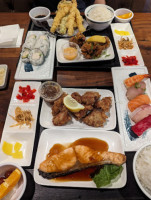 Kamon Sushi food