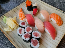 Koma Sushi food