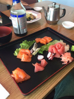Cafe Sushi food