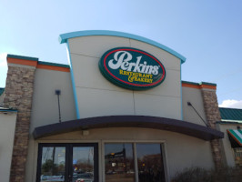 Perkins Restaurant outside