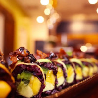 Raiz Kitchen Sushi food