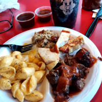 Tom's Bbq East Mesa food