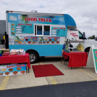 Boatyard At Buckeye Lake food