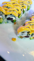 Shomi Sushi Seafood inside