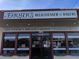 Farmer's Delicatessen Bakery outside