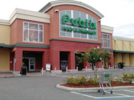 Publix Super Market At Golden Gate Shopping Center outside