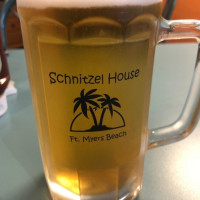 Schnitzel House food