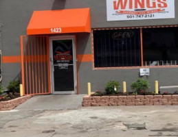 Wings Take Out Lr food