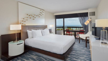 Waterstone Resort Marina Boca Raton, Curio Collection By Hilton inside