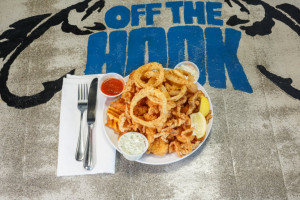 Off The Hook Seafood And Wings food