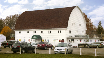 Park Edelweiss Reception Hall outside