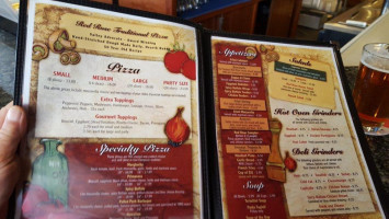 Red Rose Pizzeria food