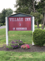 Rhinebeck Village Inn outside