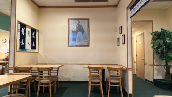 Riyoma Japanese Restaurant inside