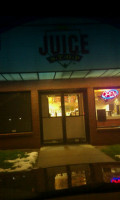 Juice Stop inside