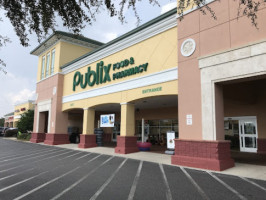 Publix Super Market At Shoppes Of Navarre outside