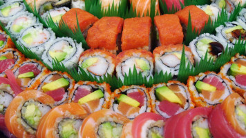Sushi Maru Express food
