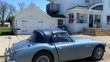 Presque Isle Wine Cellars: Winery Supply Showroom outside