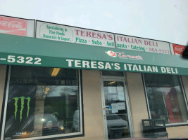 Teresa's Italian Deli outside