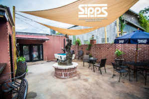 Sipps Gulfport inside