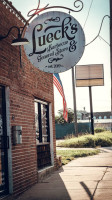Lueck's Bbq And General Store food
