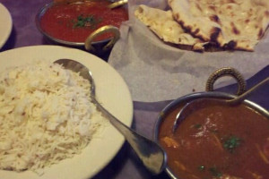 Metropolis Curry Kabob food