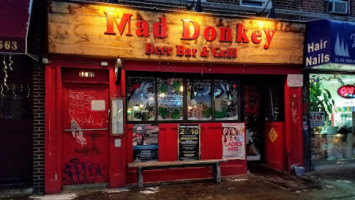 Mad Donkey Beer Grill outside