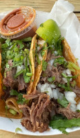 Cuantos Tacos food