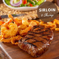 Colton's Steak House Grill food