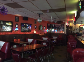 Jerry's Bar inside