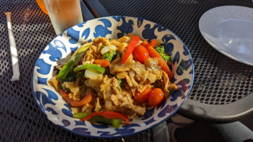 Tara Thai Nw Restaurant food