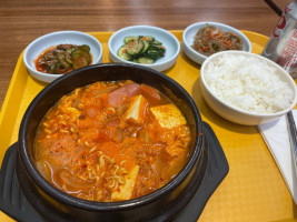 Dae Jang Gum food