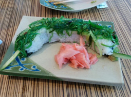 Hamachi Sushi inside