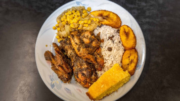 Lana's Jamaica House Cafe food