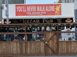 Kezar Pub & Restaurant inside