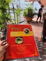 Pho Hong Hung food
