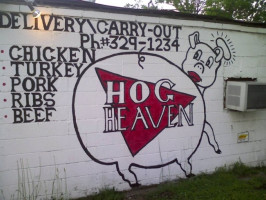 Hog Heaven inside