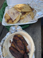 Los Cocos Salvadorian food