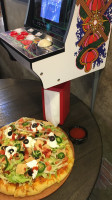 Retro's Pizza Icecream food