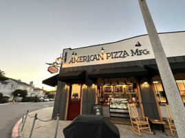 American Pizza Mfg inside
