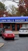 Lempa Deli outside