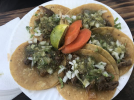Tacos El Grullo inside