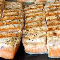 Slammin' Salmon food