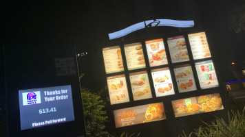 Taco Bell inside