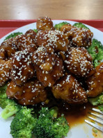 Red Lantern Chinese Cuisine food